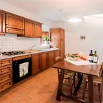 Di Campagna Santa Giulia Εξοχικό σπίτι *